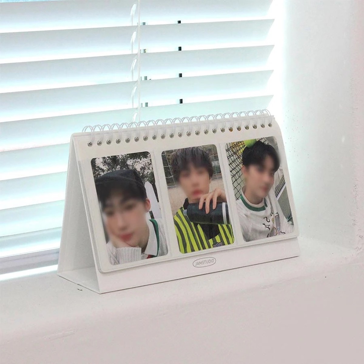Photocard Holder Display Stand Small